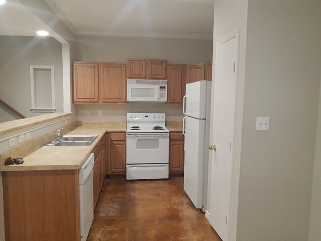 5003 Summit Pass in San Antonio, TX - Building Photo - Building Photo