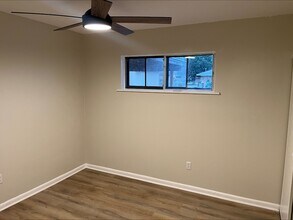 708 Cottonwood Dr in Starkville, MS - Building Photo - Building Photo