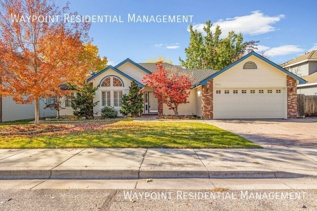 property at 4917 N Contour Way