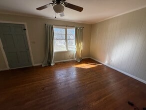 406 Meadow Ln in Athens, GA - Building Photo - Building Photo