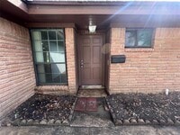 11603 Leader St photo'
