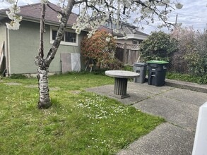 6039 Ontario St in Maple Ridge, BC - Building Photo - Building Photo