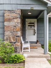 23 Cornwall Rd in Warren, CT - Building Photo - Building Photo