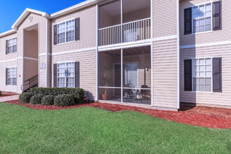 The Arbours at Garden Grove in Winter Haven, FL - Building Photo - Building Photo