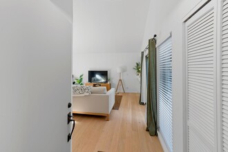 1188 Walnut St in Napa, CA - Building Photo - Building Photo