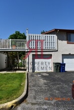 2501 Burgandy Ln in Columbus, OH - Building Photo - Building Photo