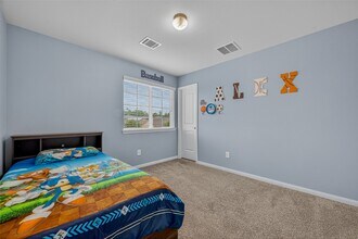 10314 Douglas Fir Villa Ave in Houston, TX - Building Photo - Building Photo