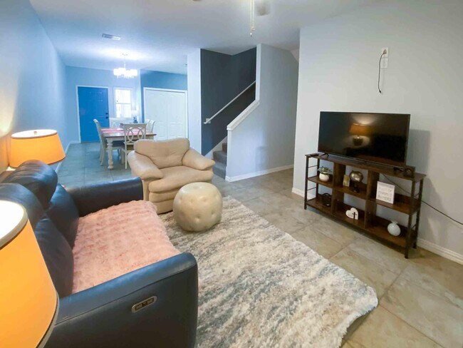 116 Dolphin Rd in Mary Esther, FL - Building Photo - Building Photo