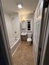 62 Harrington St, Unit 3 in Southbridge, MA - Building Photo - Building Photo