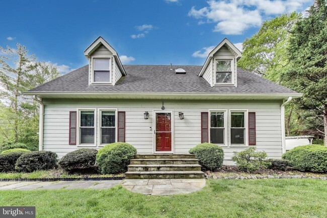 property at 7726 Seven Locks Rd