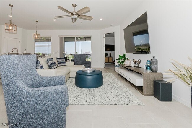 property at 5728 Oakmont Ct