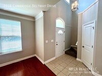 2018 Cambridge Beltway Dr in Charlotte, NC - Foto de edificio - Building Photo