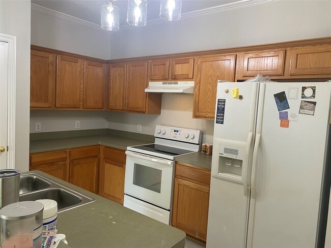 property at 15330 Geral Ln