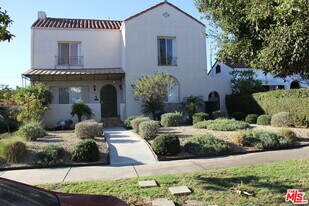 1239 S Hudson Ave in Los Angeles, CA - Building Photo