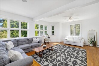 55 Park Ave in Portsmouth, RI - Building Photo - Building Photo