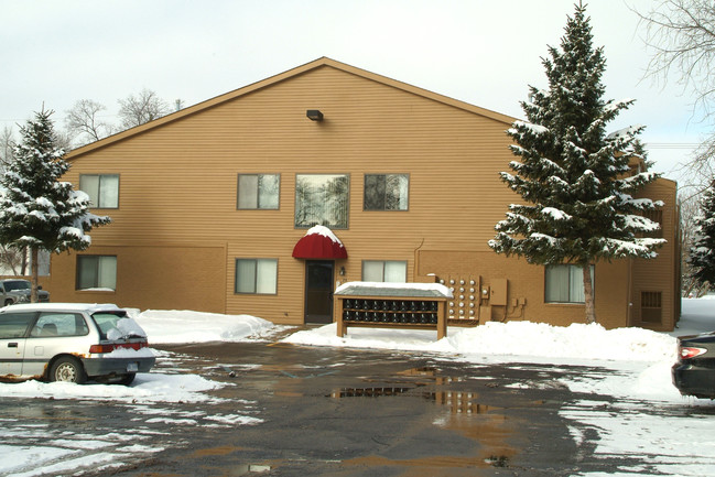 Village Apartments At Oxford in Oxford, MI - Foto de edificio - Building Photo