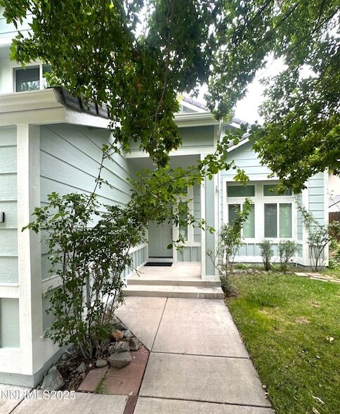 5256 Santa Lupe Ave in Sparks, NV - Building Photo - Building Photo