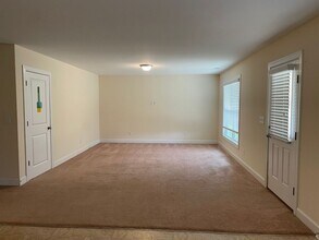 1079 Tom Joye Rd in Clover, SC - Building Photo - Building Photo