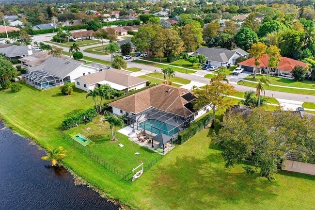 13947 Geranium Pl in Wellington, FL - Foto de edificio - Building Photo