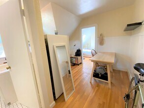 205 Highland Ave in Somerville, MA - Foto de edificio - Building Photo