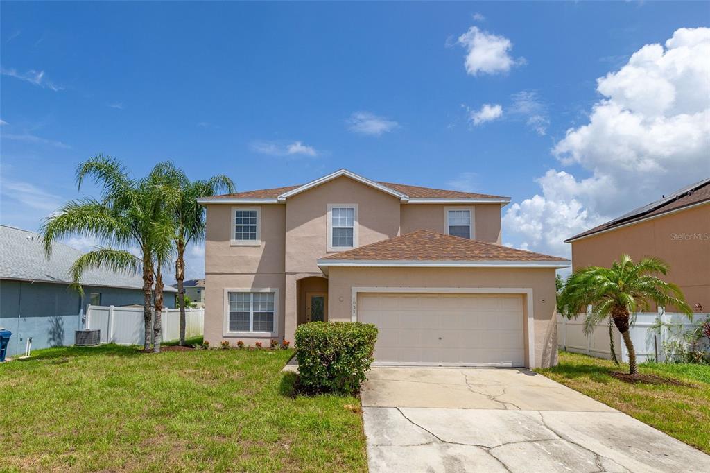 1037 Brenton Manor Dr in Winter Haven, FL - Building Photo