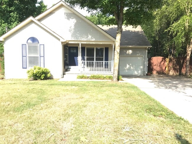property at 1122 Woods Edge Dr