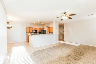 15913 W Ventura St in Surprise, AZ - Building Photo - Building Photo