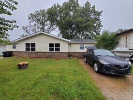 5316 plaza ave in Portage, IN - Building Photo