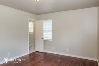 2421 Redmont Rd NW in Huntsville, AL - Building Photo - Building Photo