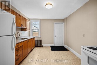 54-54 Frederick Ave in Hamilton, ON - Building Photo - Building Photo