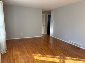 3300 Fernwood Ave in Ann Arbor, MI - Building Photo - Building Photo