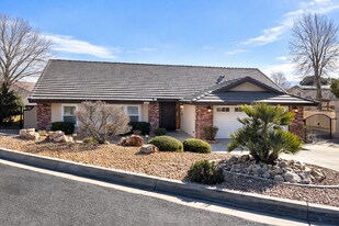 12553 Foxtail Ln in Victorville, CA - Building Photo
