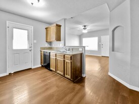 511 Kacie Dr, Unit B in Temple, TX - Building Photo