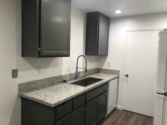 property at 515 Grande Ave