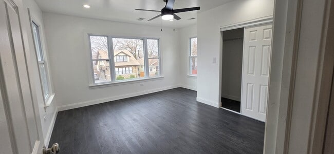 22 E 101st Pl, Unit 2Fl