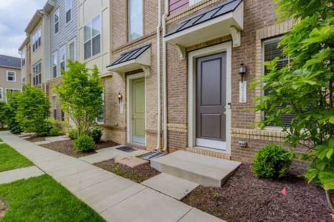 property at 3716 Foote St NE