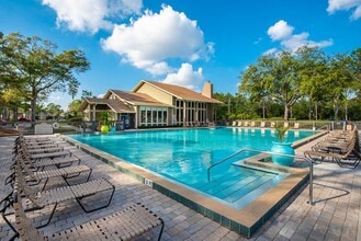 Whisper Lake Apartments in Winter Park, FL - Building Photo - Building Photo