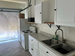 1203 Cumbrian Lakes Ct in Kissimmee, FL - Building Photo - Building Photo