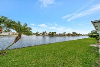8502 NW 59th St in Tamarac, FL - Building Photo - Building Photo