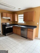 1202 Pinedale Cir NW in Conyers, GA - Building Photo - Building Photo