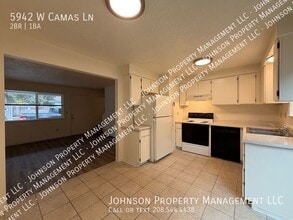 5942 W Camas Ln in Boise, ID - Building Photo - Building Photo