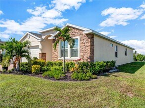 3242 Baravaldo Cir in Cape Coral, FL - Building Photo - Building Photo