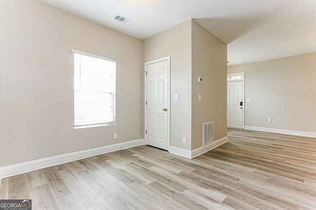 298 Delevan St SW in Atlanta, GA - Building Photo - Building Photo