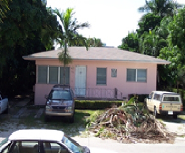 1032 NE 78th Rd in Miami, FL - Foto de edificio - Building Photo