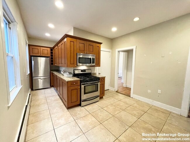 72 Calumet St in Boston, MA - Building Photo - Building Photo