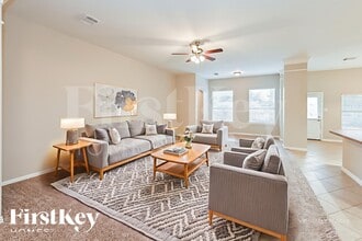 3010 Silverwood Park Ln, Unit 220 in Spring, TX - Building Photo - Building Photo