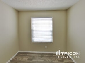5408 Jocelyn Dr in Las Vegas, NV - Building Photo - Building Photo