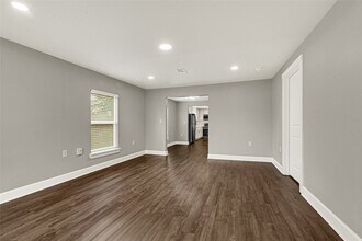 7515 Laredo St in Houston, TX - Building Photo - Building Photo