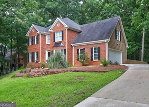 255 Wyngate Cir in Fayetteville, GA - Building Photo - Building Photo