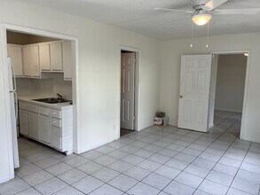 3142 SE Hawthorne St, Unit 3142 in Stuart, FL - Building Photo - Building Photo